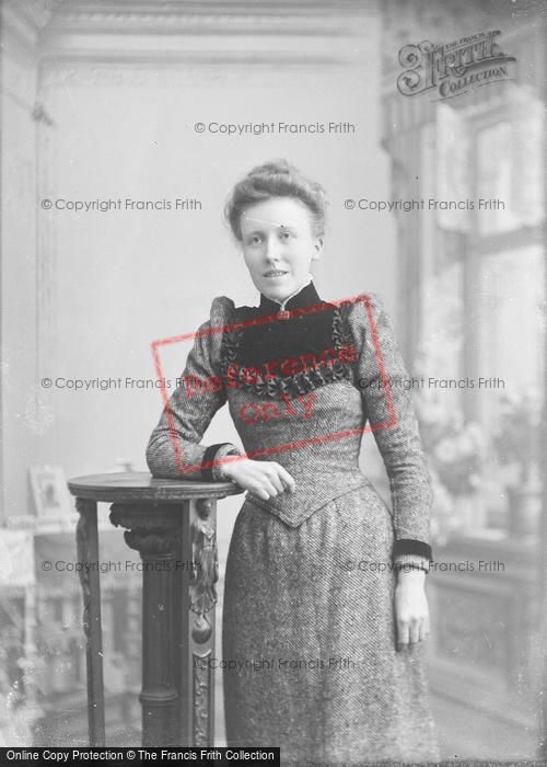 Photo of Portraiture, Miss Murray 1892