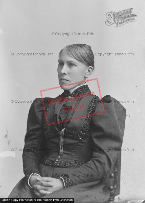Photo of Portraiture, Mrs Aphiseton 1895