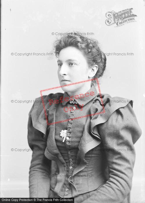 Photo of Portraiture, Mrs Muck 1893