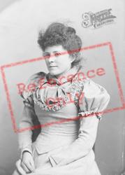 Mrs Rowler 1893, Portraiture