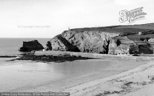 Photo of Portreath, The Quay c.1955