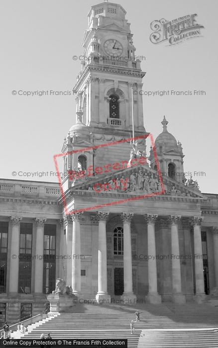 Photo of Portsmouth, Guildhall 2005