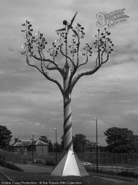 Photo of Portsmouth, Public Art, Wymering Community Centre 2005
