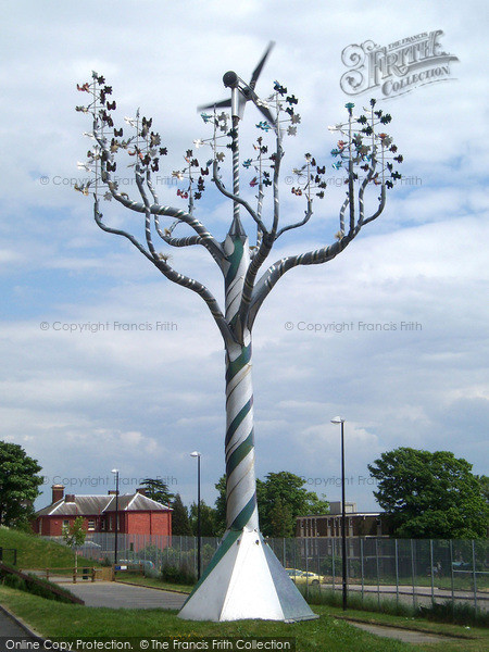 Photo of Portsmouth, Public Art, Wymering Community Centre 2005