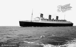 Rms Queen Mary c.1955, Portsmouth