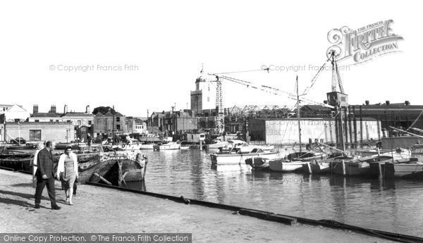Photo of Portsmouth, The Camber c.1960