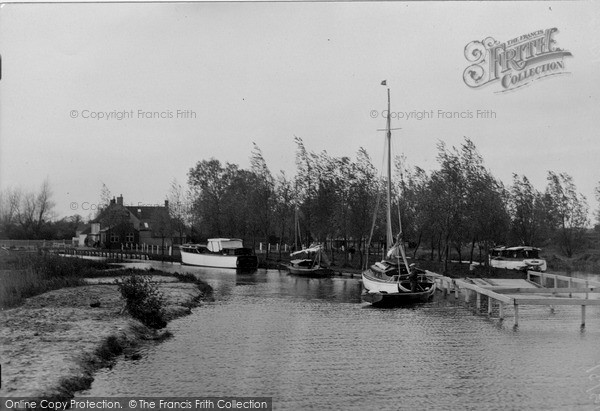 Photo of Potter Heigham, The Pleasure Boat Staithe, Hickling Broad c.1950