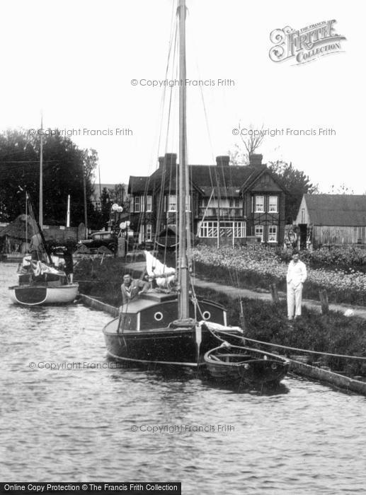 Photo of Potter Heigham, The Riverside c.1931