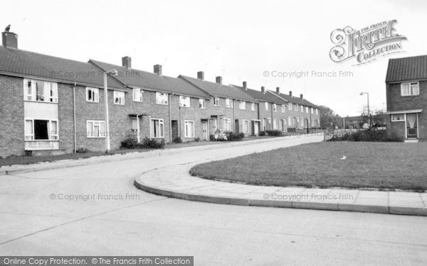 Photo of Potter Street, Carters Mead c.1960