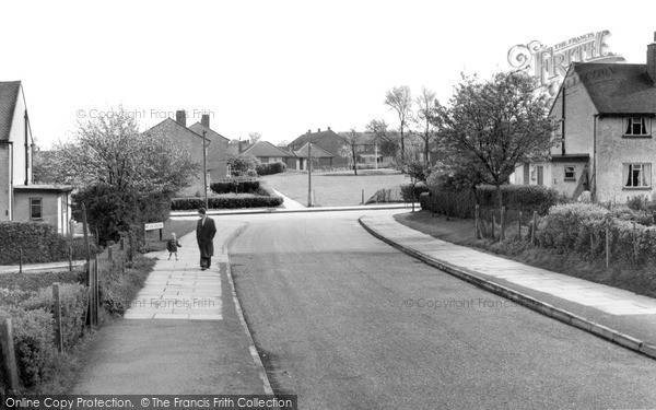 Photo of Potter Street, Red Lion Crescent c.1960