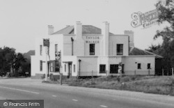The White Horse Inn c.1955, Potter Street