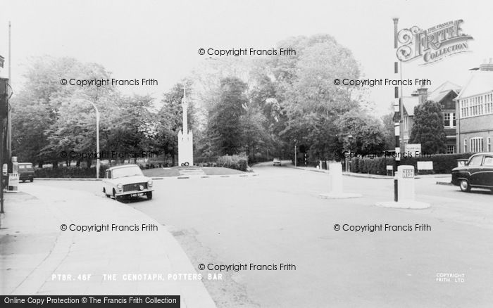 Photo of Potters Bar, The Cenotaph c.1965