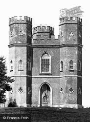 Castle 1906, Powderham