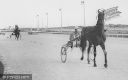 Pony Trotting Racing c.1965, Prestatyn