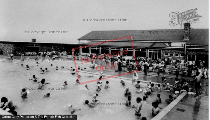 Photo of Prestatyn, Royal Lido c.1960