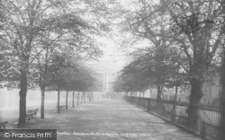 Avenham Walks And The Harris Institute 1898, Preston