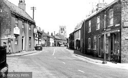 Main Street c.1960, Preston