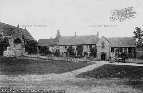 Photo of Preston Plucknett, Abbey Farm 1900