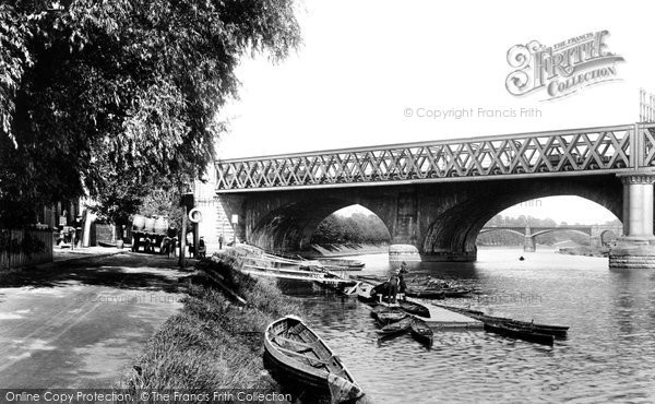 Photo of Preston, The Bridge Over The Ribble 1903