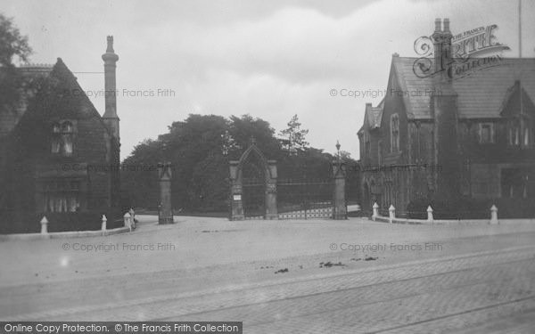 Photo of Preston, The Cemetery Entrance 1913