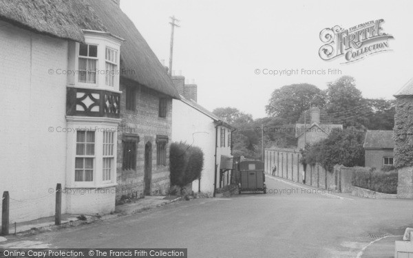 Photo of Puddletown, Ralph Wightman's Cottage 1966