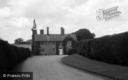 The Manor 1966, Puddletown