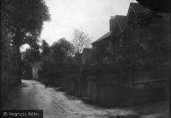 London Road 1921, Pulborough