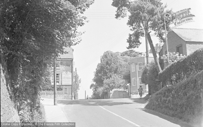 Photo of Pulborough, Near The Chequers 1949