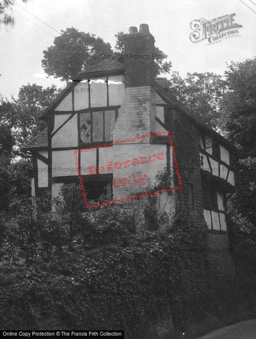 Photo of Pulborough, Old Cottage 1939
