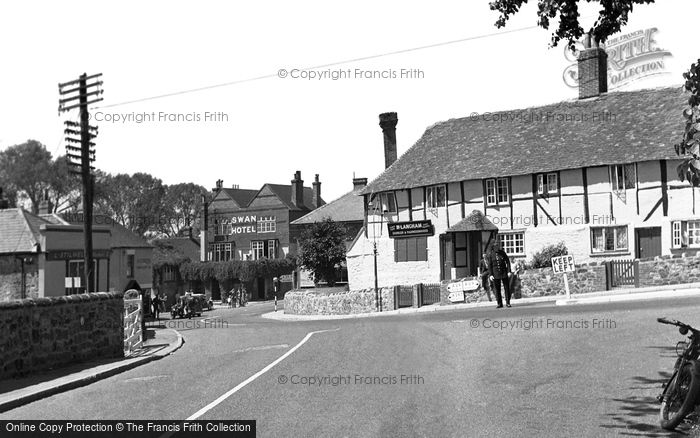 Photo of Pulborough, Old Houses And The Swan 1949
