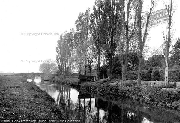 Photo of Pulborough, Swan Bridge 1921