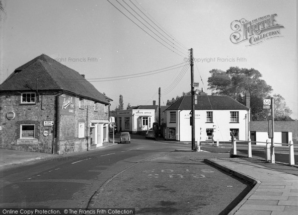 Photo of Pulborough, Town Centre 1962