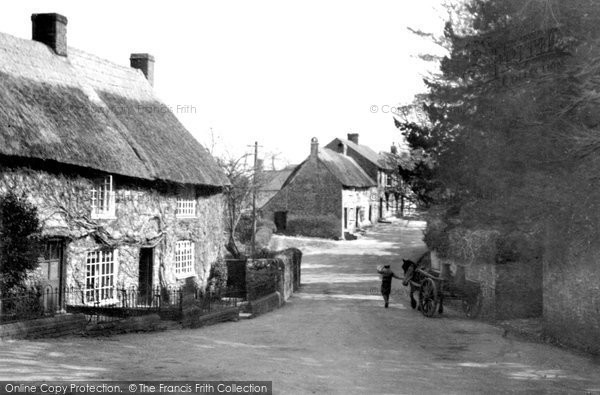 Photo of Puncknowle, The Watercart 1939