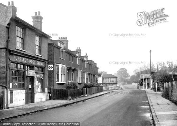 Photo of Purfleet, London Road c.1955