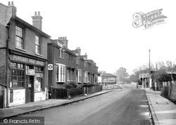 Purfleet, London Road c1955