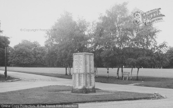 Photo of Purley, The Memorial, Woodcote Village c.1960