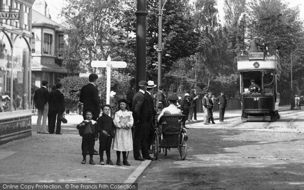 Purley, Waiting For A Tram 1903