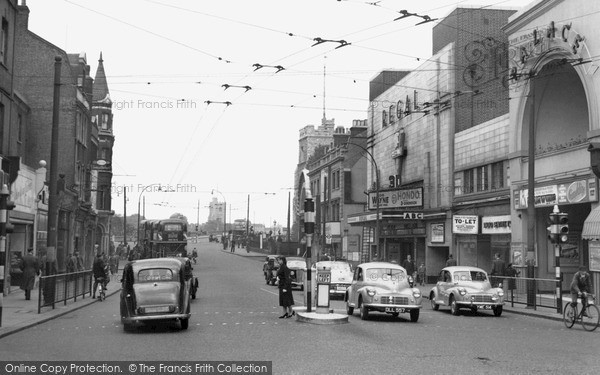 Photo of Putney, High Street c.1955