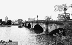 Putney Bridge c.1960, Putney