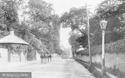 Roehampton Lane And Clarence Lane Junction c.1900, Putney