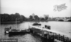 The River Thames And Pier c.1960, Putney