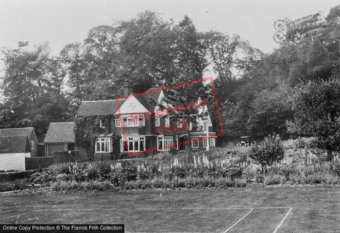 Photo of Puttenham, The Jolly Farmer Inn 1934