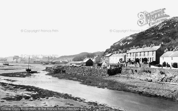 Photo of Pwllheli, 1889