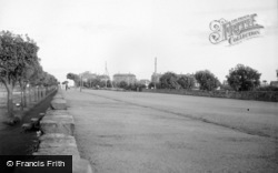 The Embankment 1958, Pwllheli