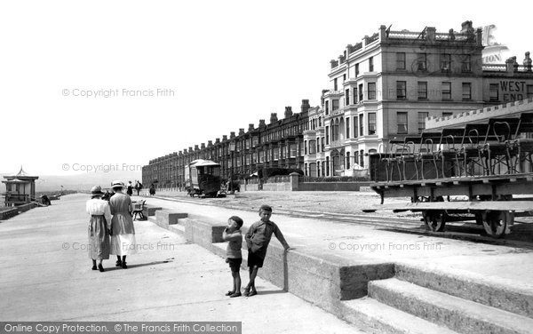 Photo of Pwllheli, The Promenade 1921