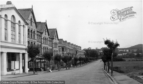 Photo of Pwllheli, West End c.1950