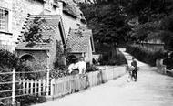 The Village 1909, Pymore