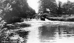 The River Wey c.1960, Pyrford