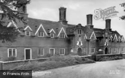The Almshouses c.1960, Quainton