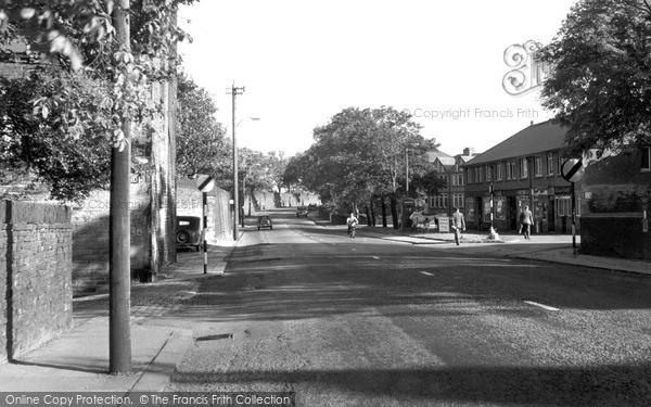 Photo of Queensbury, Brighouse Road c.1960